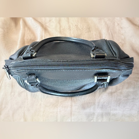 👜 EUC Furla 👜 - Picture 4 of 11